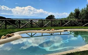 Villa Olivemare B&B